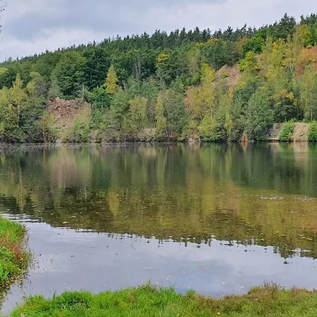 S Koupanim Ve 200m Vzdalenem Lomu Landsted Hradec (Plzen-South)